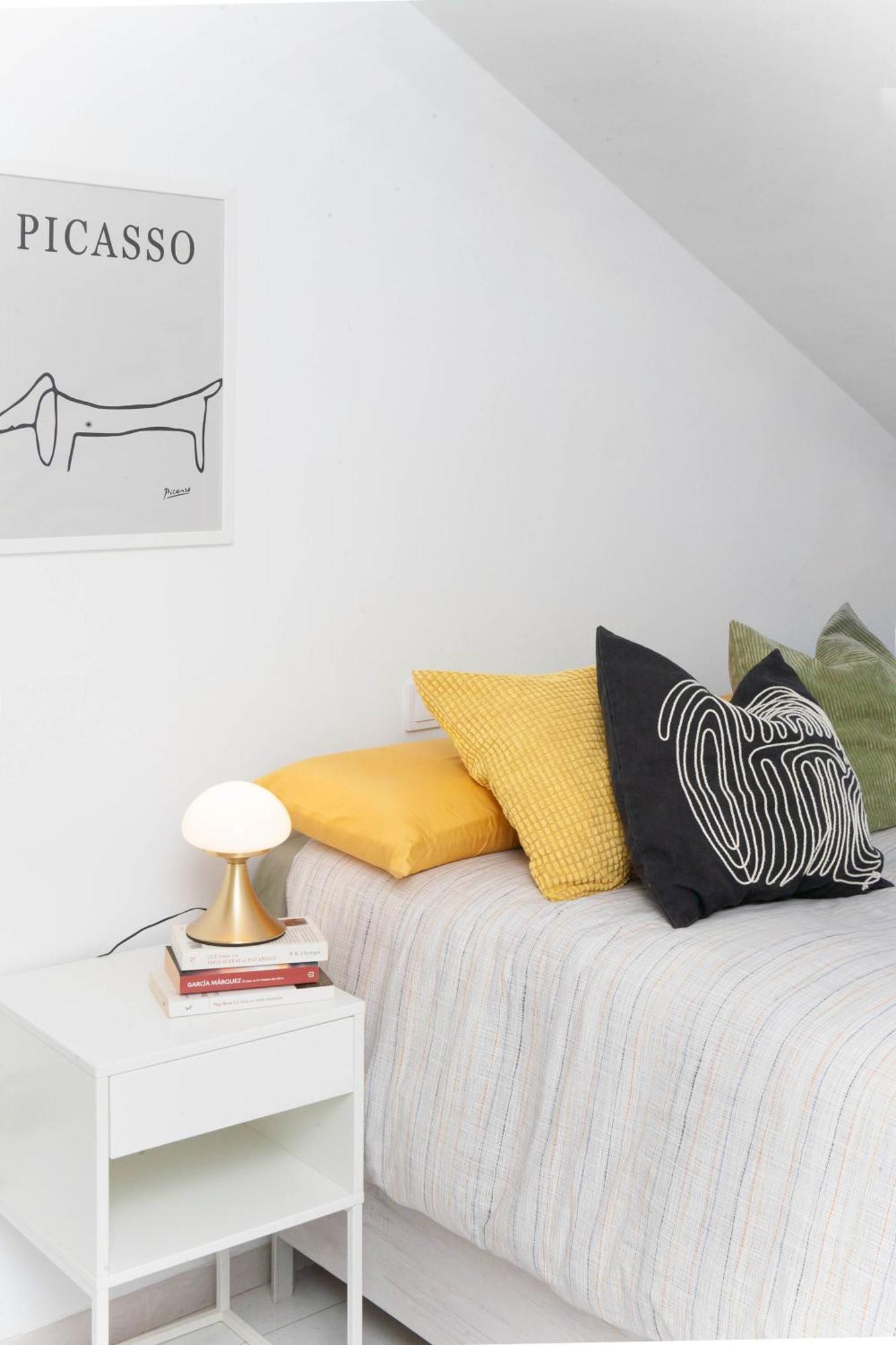 Picasso'S Dream Cozy & Chic Attic Plaza Merced Malaga Exterior photo